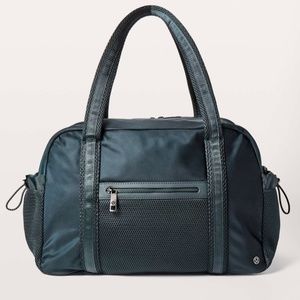 Lululemon Everywhere Duffel - Nocturnal Green NWOT